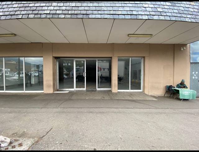 530M² OFFICE TO LET IN SOMERSET WEST CENTRAL